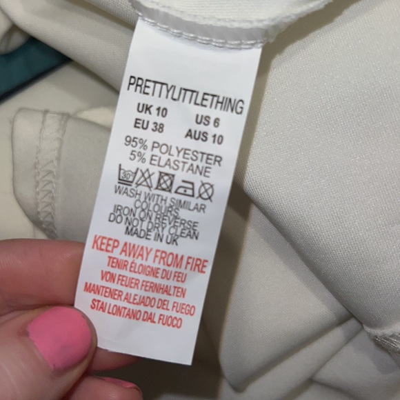 Pretty Little Thing dress - Picture 4 of 4